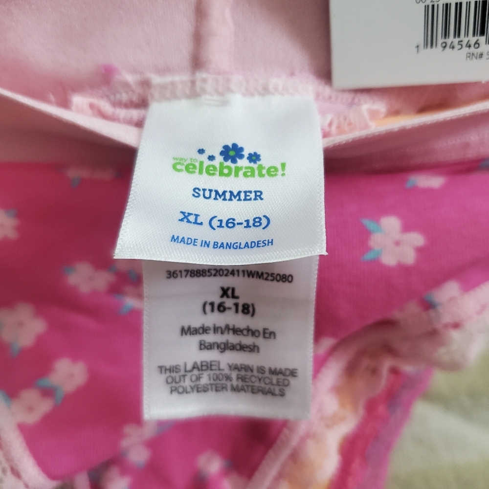 NWT "Celebrate!" Women Thongs Size XL, 2 Packs Of 3 Summer Theme Colors Seamless - Picture 5 of 9